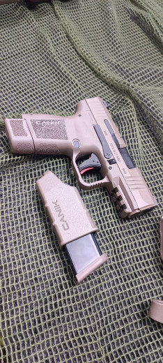 Pištolj CANIK  METE MC9