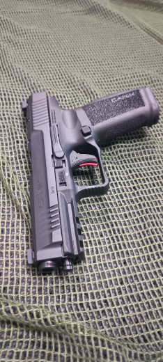 Pištolj CANIK METE SFT