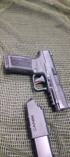 Pištolj CANIK METE MC 9L