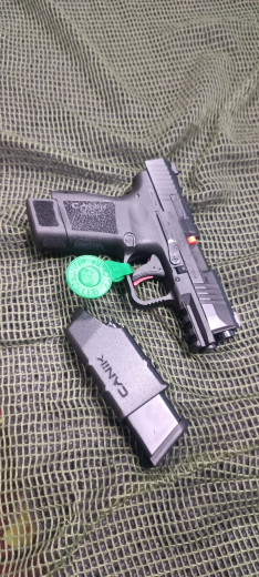 Pištolj CANIK METE MC9