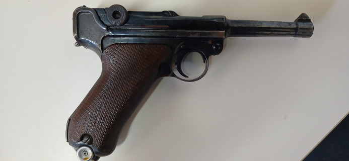 Pistolj luger 9mm