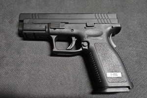 Pištolj HS Produkt M-9 9x19 mm