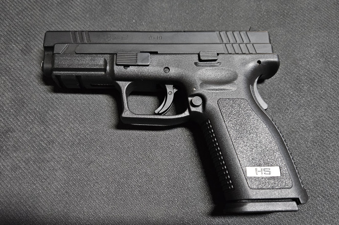 Pištolj HS Produkt M-9 9x19 mm