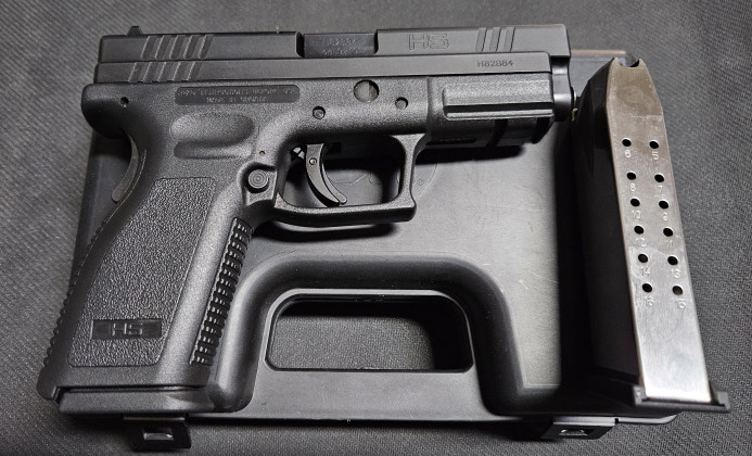 Pištolj HS Produkt M-9 9x19 mm