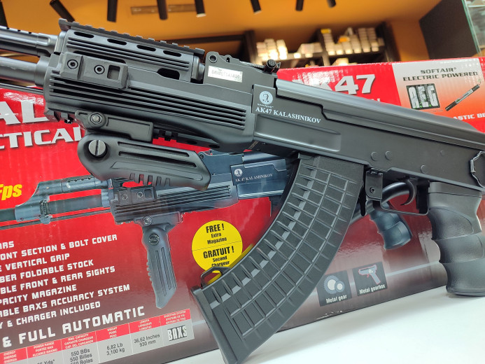 AIRSOFT PUŠKA CYBERGUN KALASHNIKOV AK47 TACTICAL AEG 550 BBS 1,4J