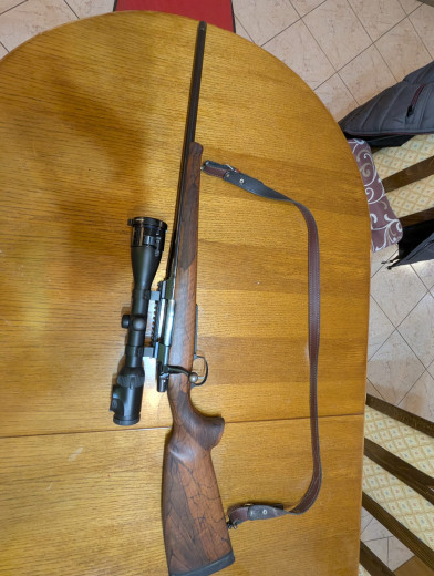 Karabin Češka Zbrojovka CZ 550 lux