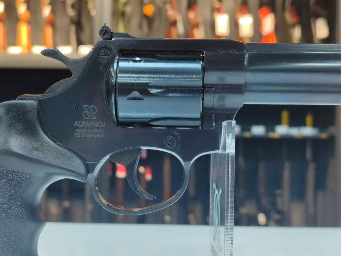 REVOLVER ALFAPROJ BRNO MODEL 3541 BLUE FINISH CAL. 357 MAG