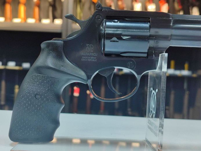 REVOLVER ALFAPROJ BRNO MODEL 3541 BLUE FINISH CAL. 357 MAG
