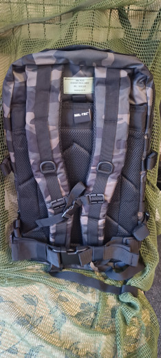 Ruksak DARK CAMO