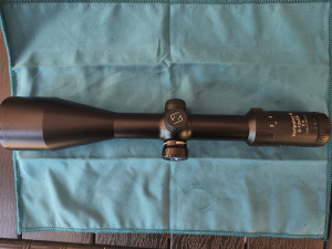 Zeiss Victory Varipoint M 3-12x56 T* s osvijetljenom točkom