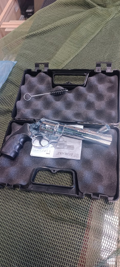 Startni pištolj ZORAKI R6