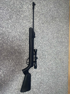 Vazdusna puska Umarex ux syrix 4,5mm