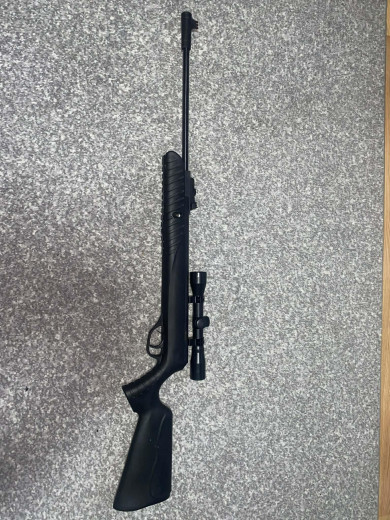 Vazdusna puska Umarex ux syrix 4,5mm