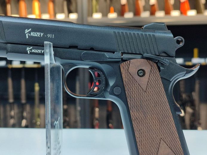 SIGNALNI PIŠTOLJ KUZEY ARMS 911 BLACK BLANK 9mm (P.A.K)