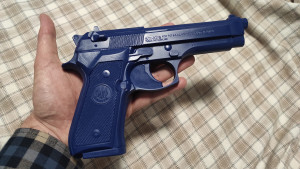 Beretta 92FS (BLUEGUN)