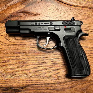 CZ85