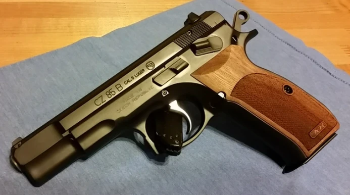 CZ85