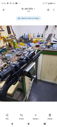 Lovački karabin sa optikom