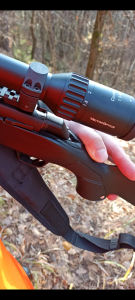 Lovački karabin sa optikom