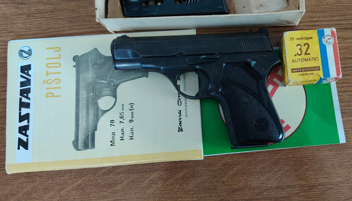 Pištolj Zastava M70