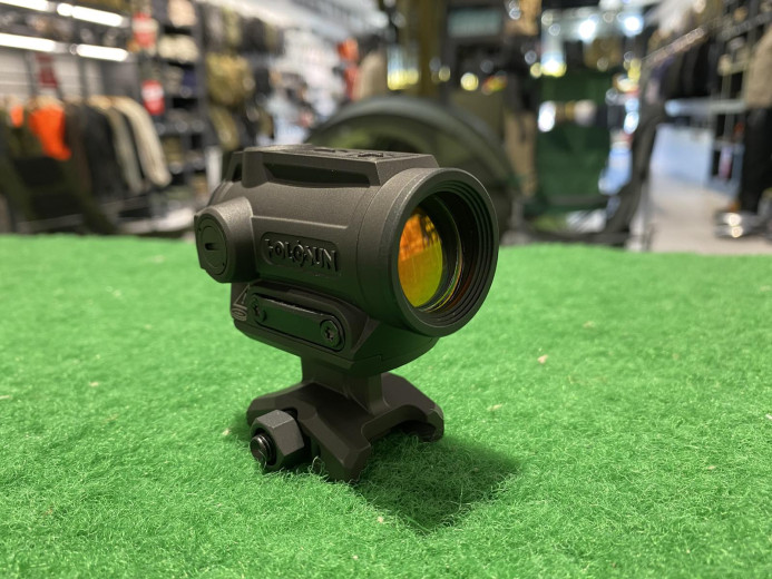 RED DOT NIŠAN HOLOSUN ARO-RD2
