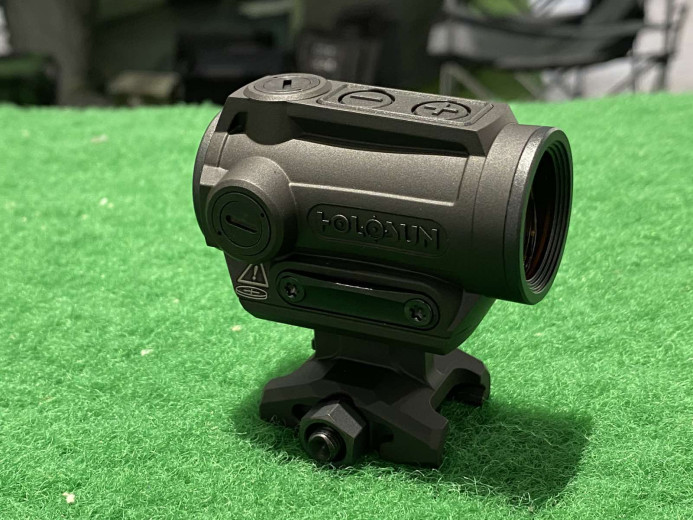 RED DOT NIŠAN HOLOSUN ARO-CORE-GD2
