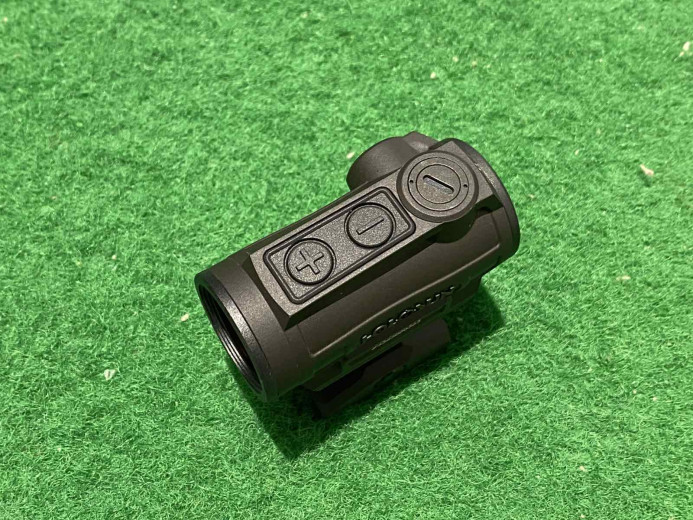 RED DOT NIŠAN HOLOSUN ARO-CORE-GD2