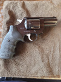 REVOLVER CZ 357 MAGNUM
