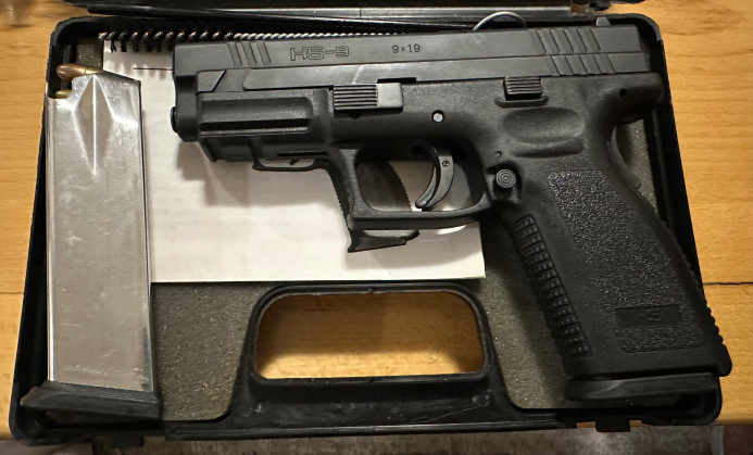 Pištolj HS-9 9x19