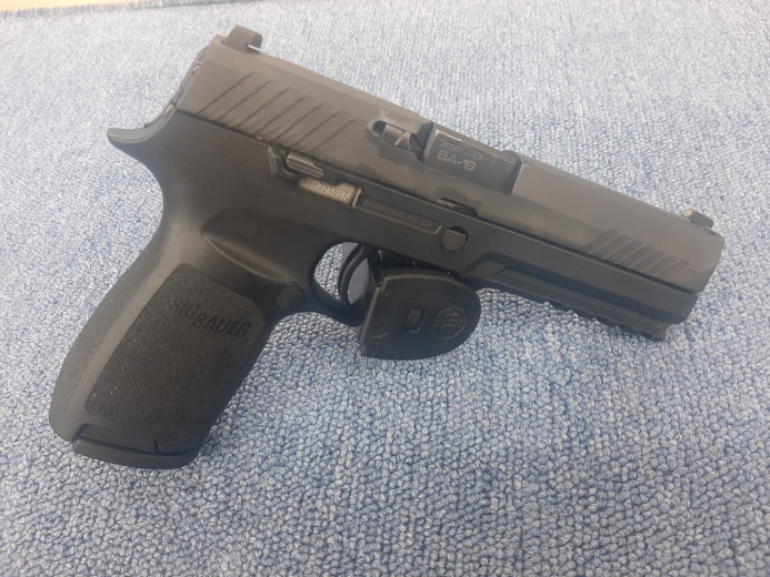 Pištolj Sig Sauer P320 Nitron, cal 9X19 mm