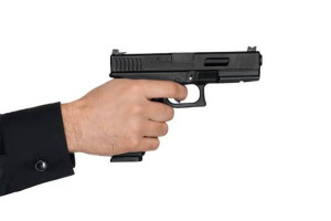 Kupujem pistolj
