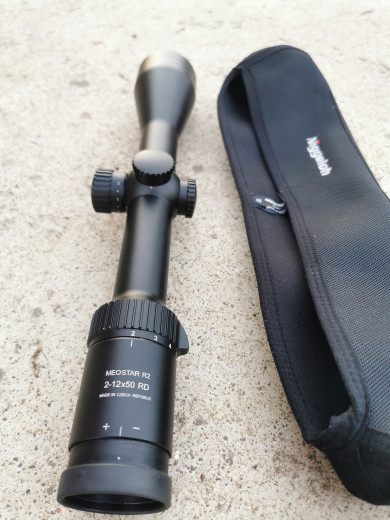 Meopta R2 2-12x50i sa crvenom tackom optika lov