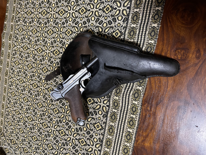 Originalna kožna futrola za Luger P08
