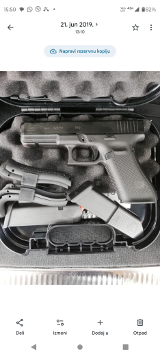 Prodajem Glock 17