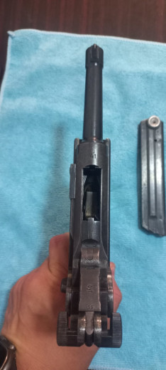 Pistolj Luger P08
