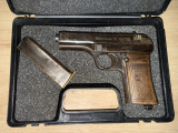 CZ M27