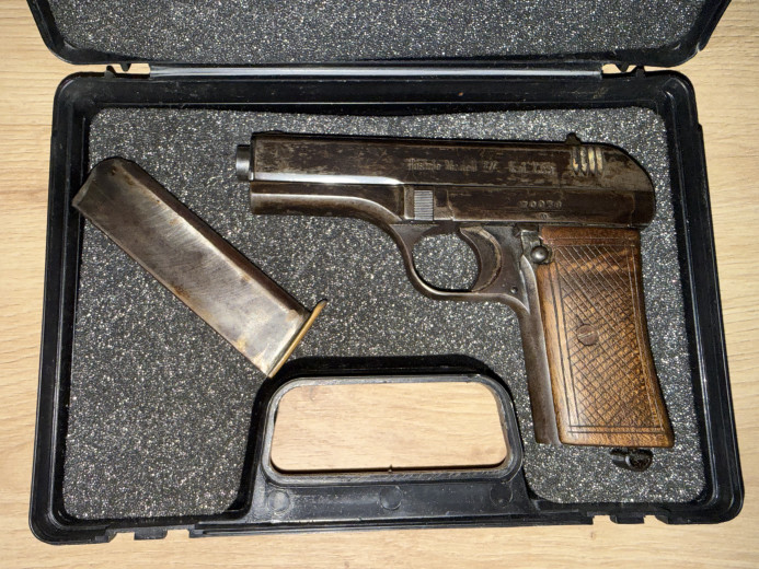 CZ M27
