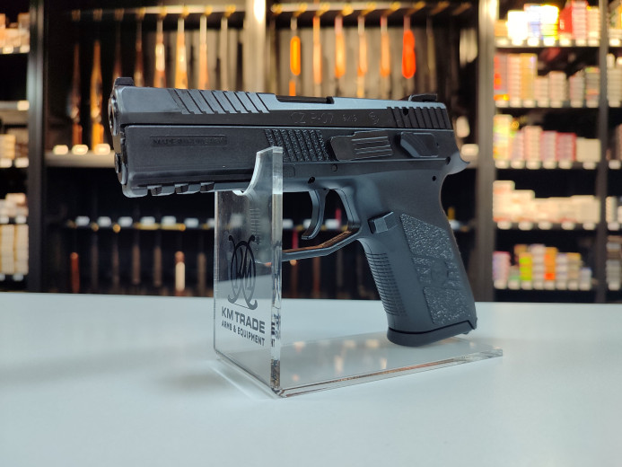 CZ ČEŠKA ZBROJOVKA P-07 9X19