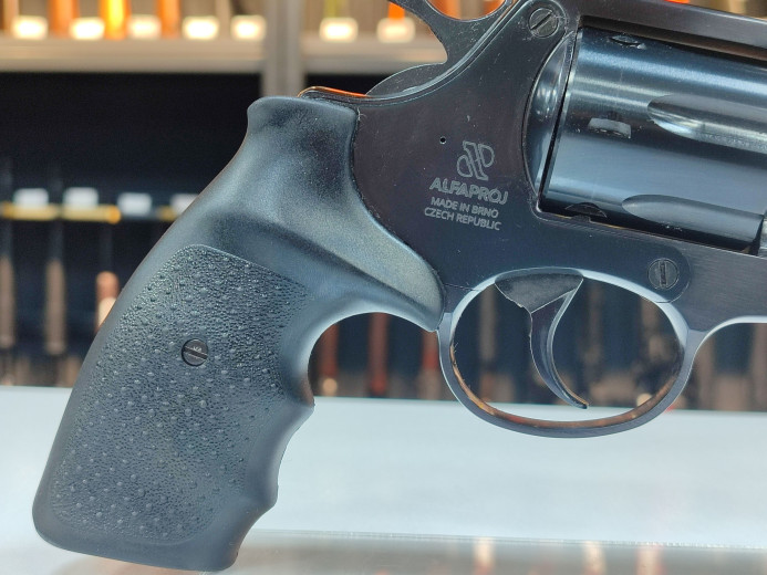 REVOLVER ALFAPROJ BRNO MODEL3530 CAL.357 MAG