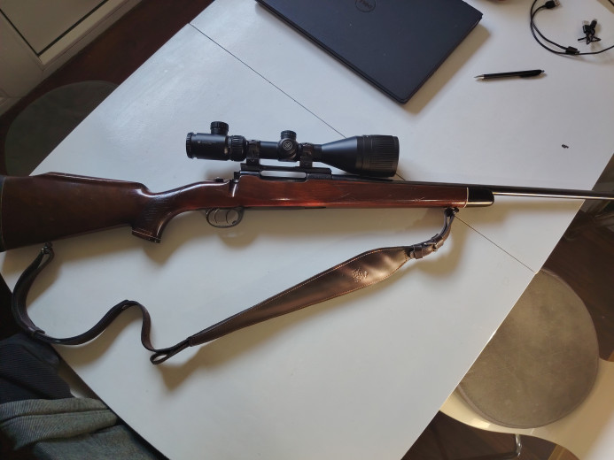 Lovački karabin Zastava 30/06 sa optikom