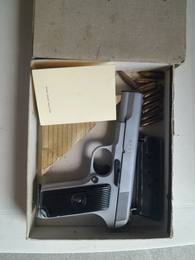 Pistolj na prodaju