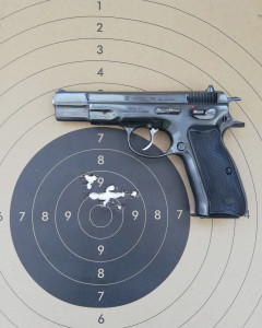 Češka Zbrojovka M75 kal. 9x19 mm