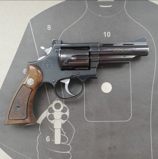 LLAMA COMANCHE III kal. 357 magnum