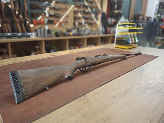 LOVAČKI KARABIN ZASTAVA M70 8X57