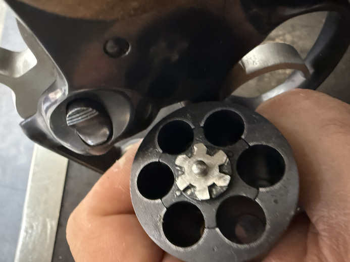 Ruger Speed-Six 2,75”