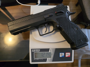 Pištolj KMR Umbra W02