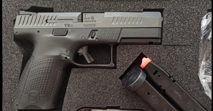 Prodajem CZ P10C