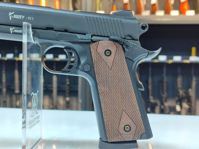 SIGNALNI PIŠTOLJ KUZEY ARMS 911 BLACK BLANK 9mm (P.A.K)