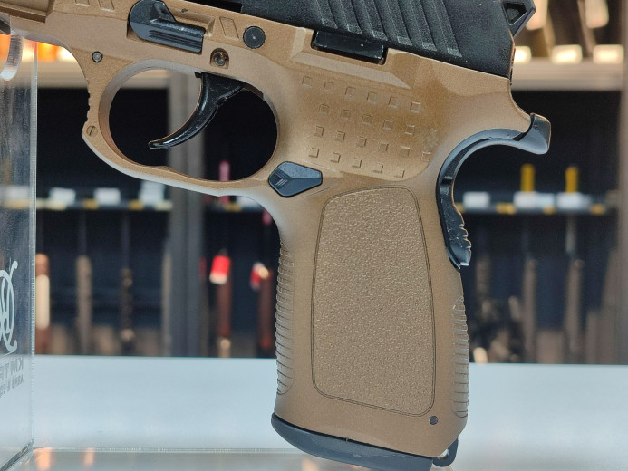SIGNALNI PIŠTOLJ KUZEY ARMS A100 FDE BLANK 9mm (P.A.K)