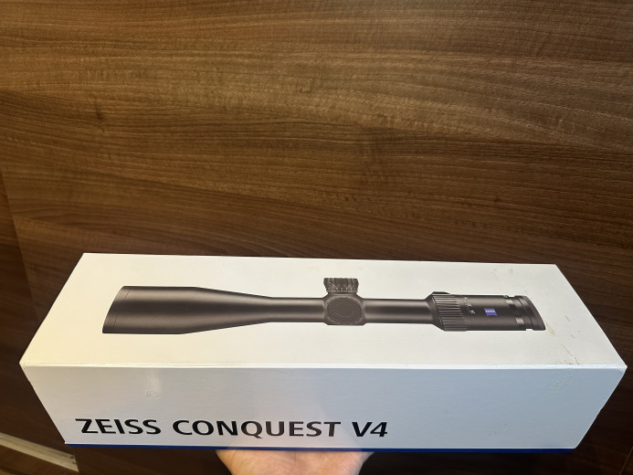Optika Zeiss CONQUEST V4 3-12x56